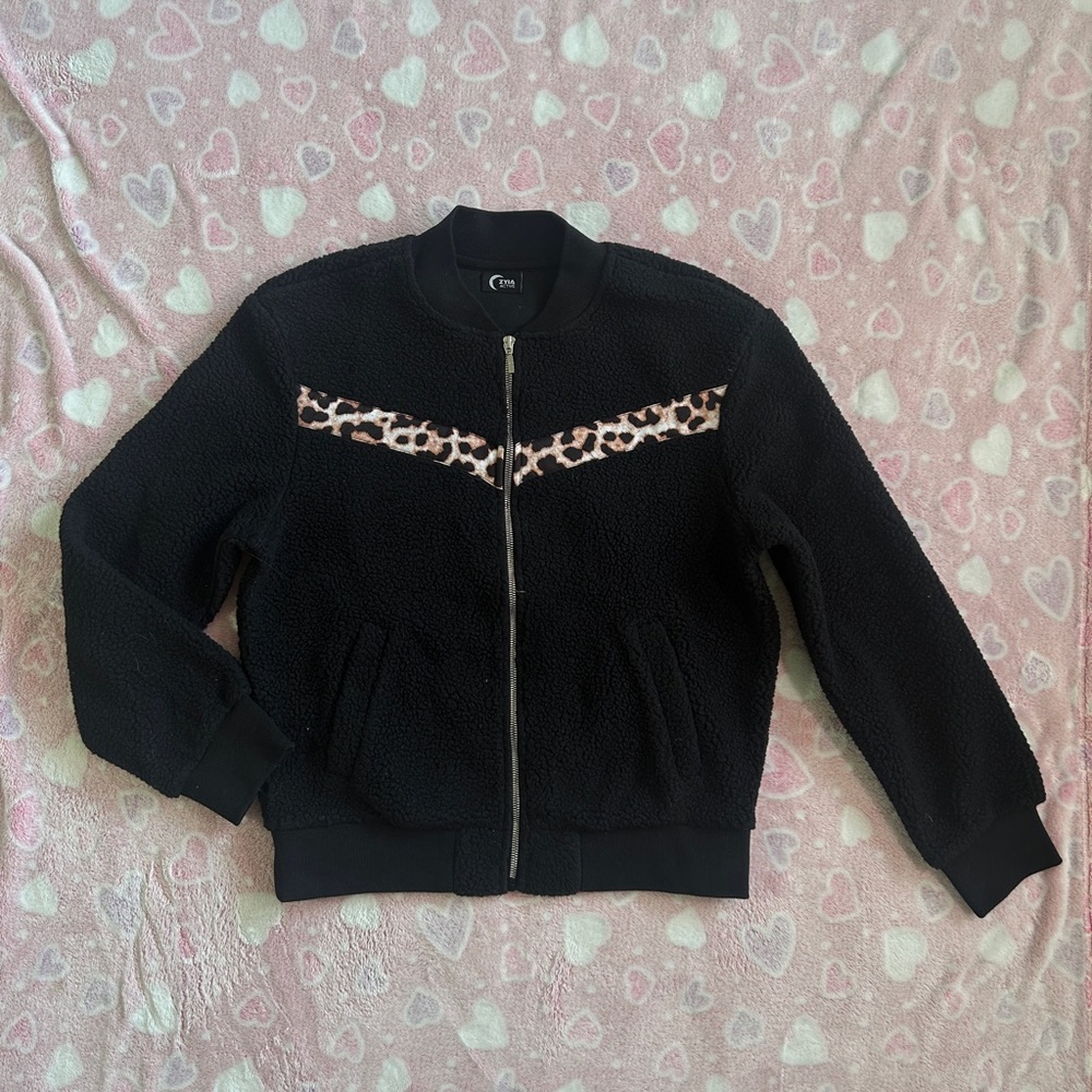 Zyia Active Women’s Fleece Sherpa Black Leopard Full Zip Jacket size Medium